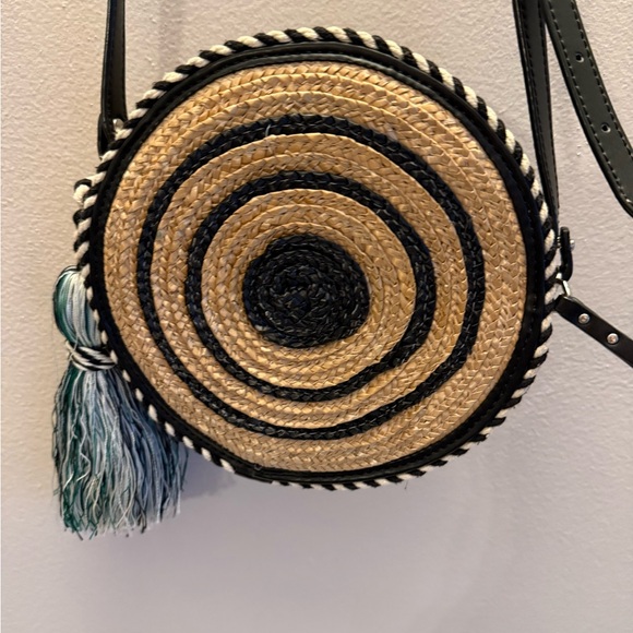 Rebecca minkoff straw bag crossbody - Picture 2 of 7